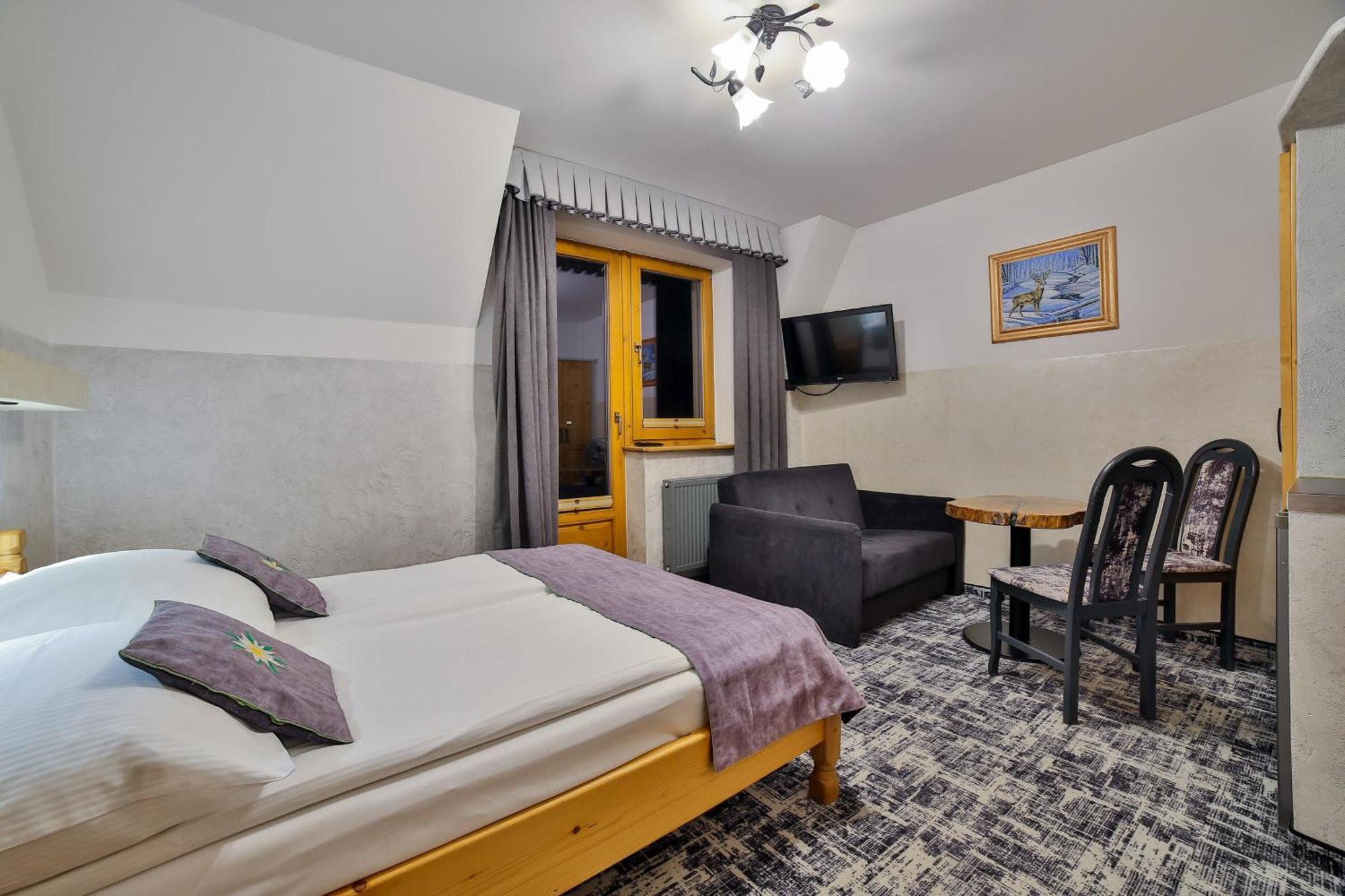 Swarna Wynajem Pokoi Homestay